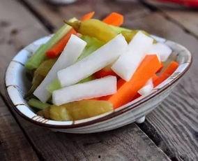 吃小瓜配稀饭,传统美食的完美搭配